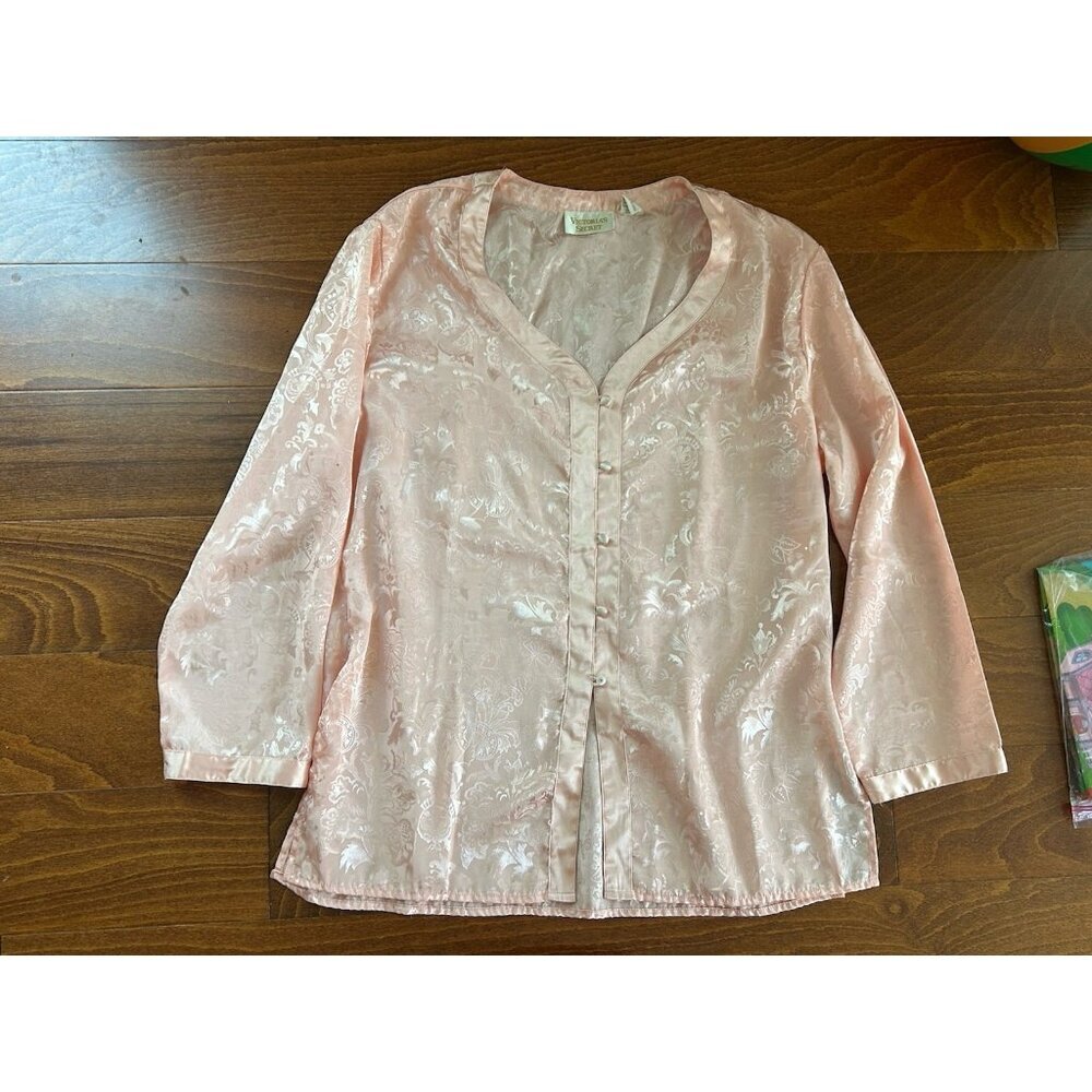 Victoria's Secret Satin Pajama Set M Pink‎ Peach Gold Label Floral Lace DEFECT - Picture 2 of 13